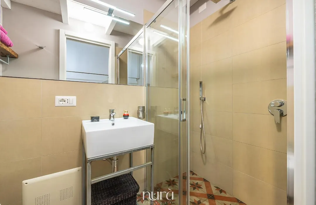 Q-Riosity Boutique Rooms-1